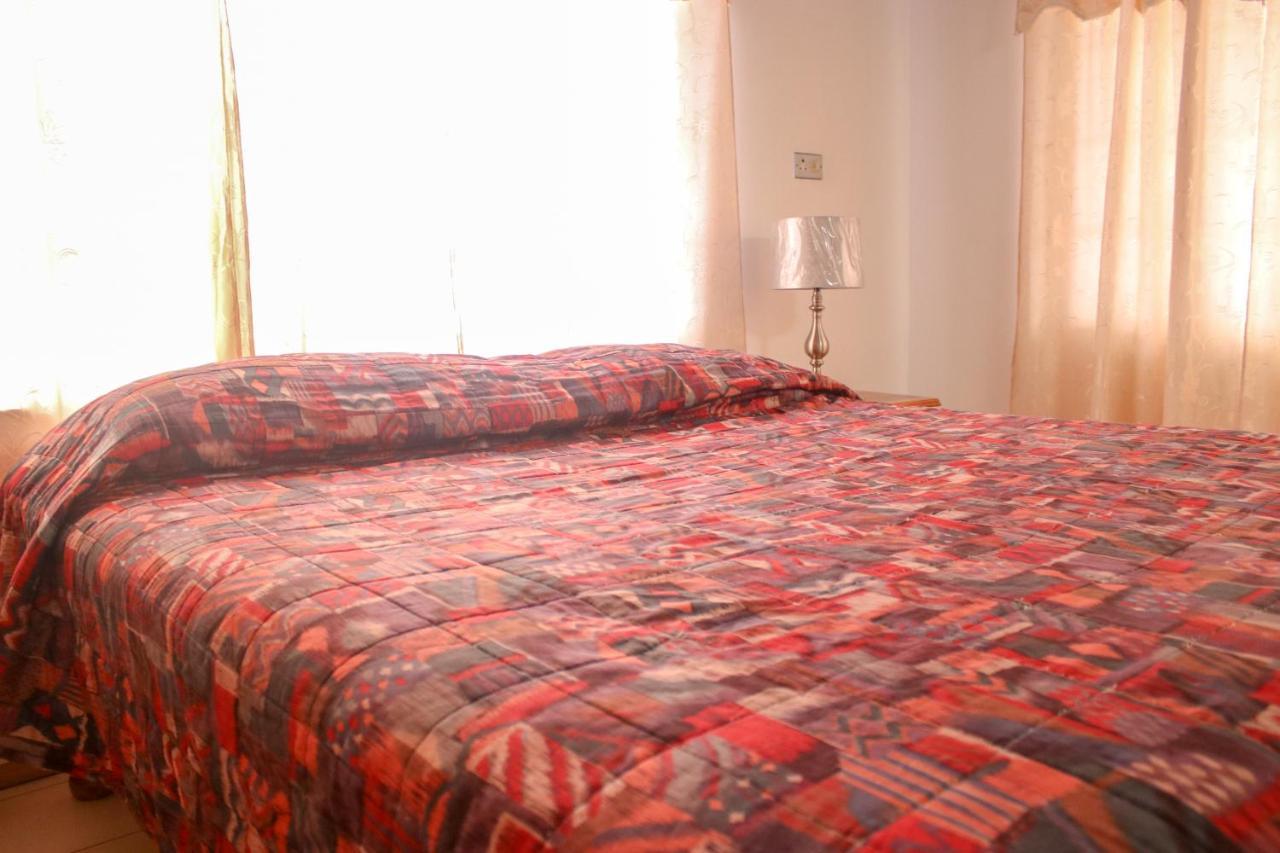 Van Villa Guesthouse Негрил Екстер'єр фото