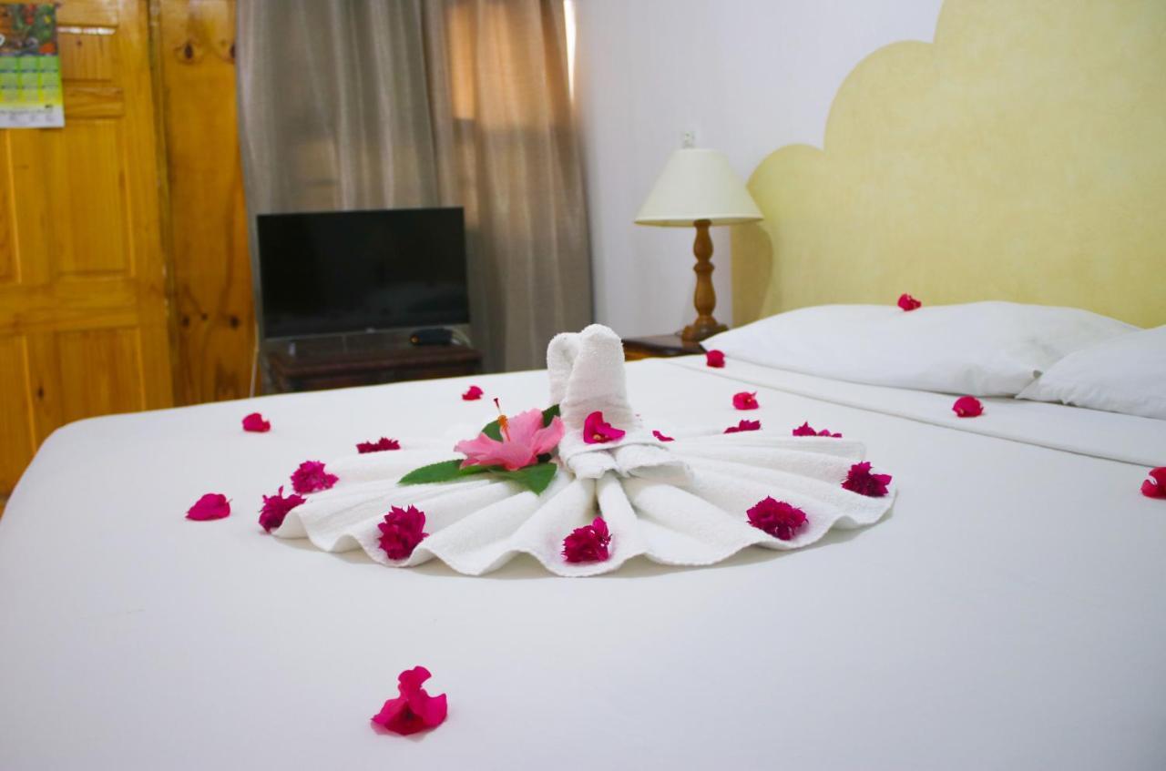 Van Villa Guesthouse Негрил Екстер'єр фото