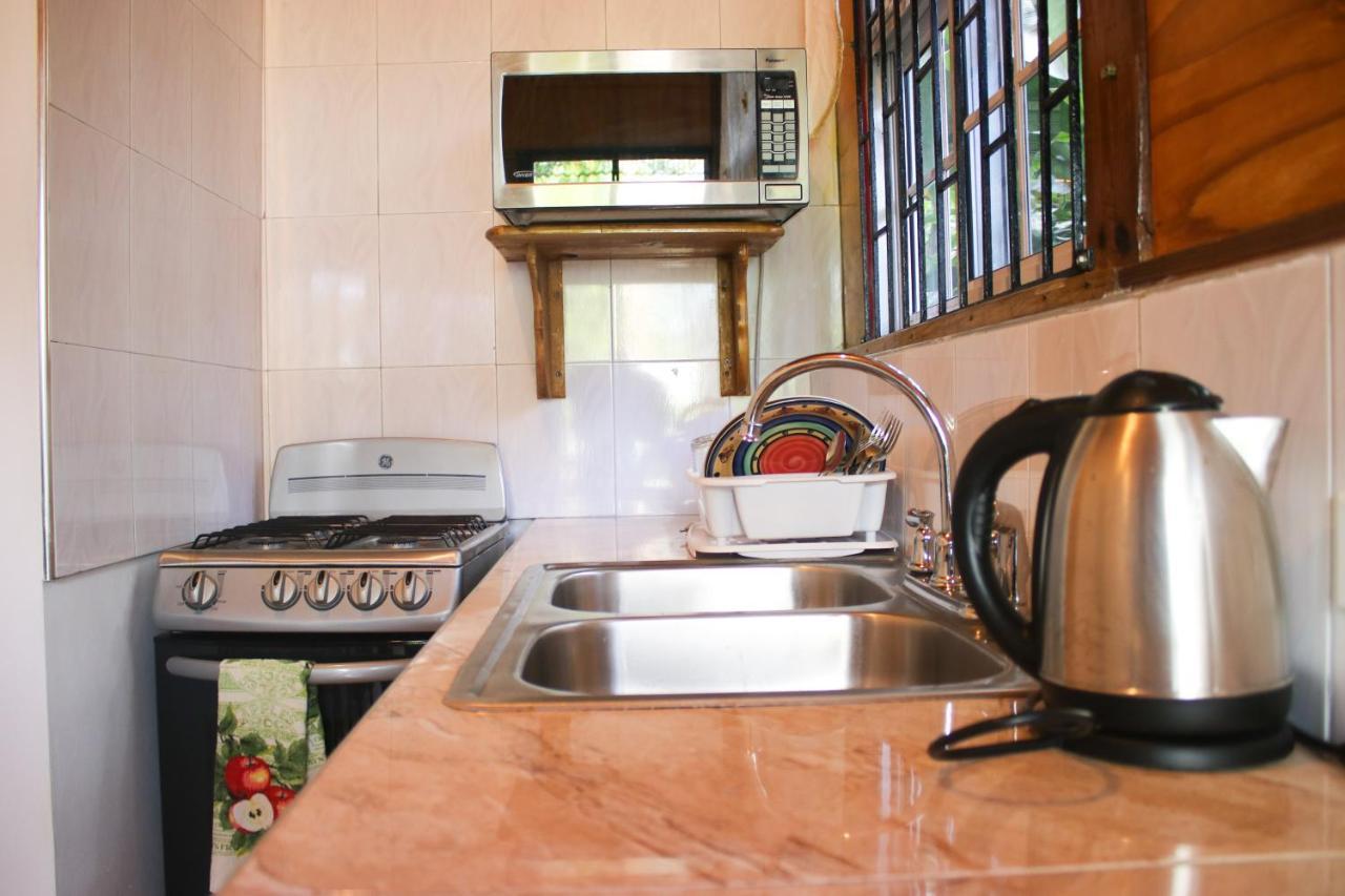 Van Villa Guesthouse Негрил Екстер'єр фото