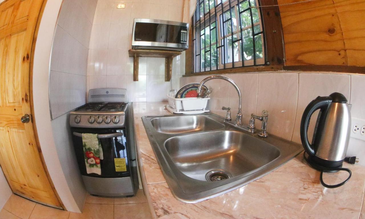 Van Villa Guesthouse Негрил Екстер'єр фото